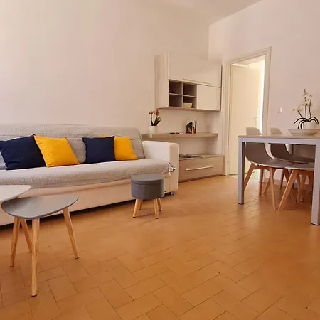 Lägenhet La Casa Di Delia *