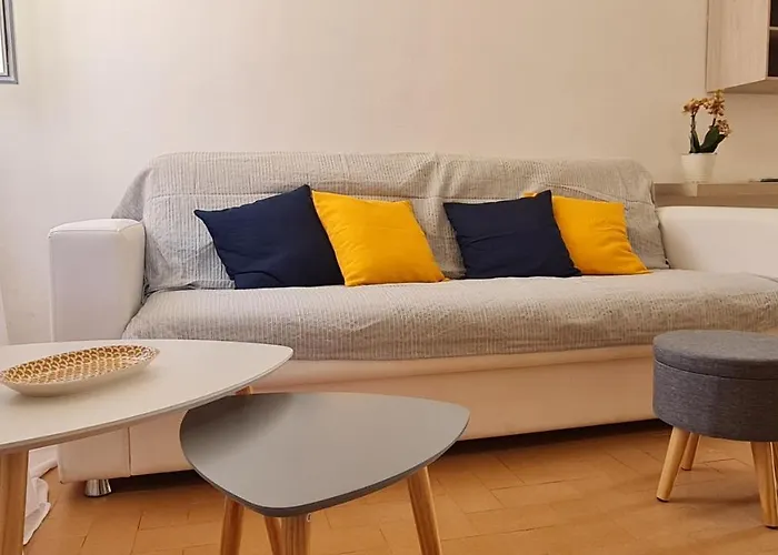 La Casa Di Delia Апартаменты Марчиана-Марина